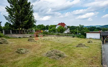 Prodej stavebního pozemku 976 m²