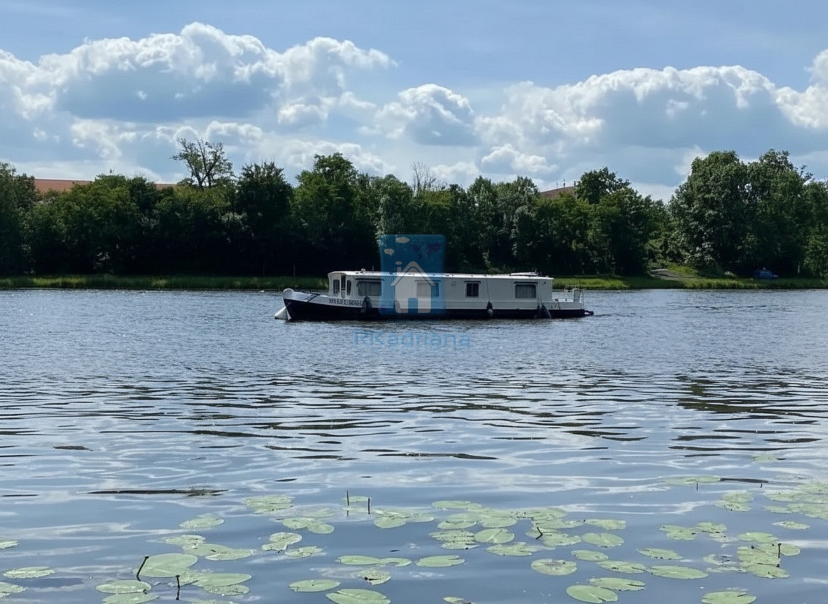 Prodej houseboatu litoměřice, roudnice nad labem, 40 m2