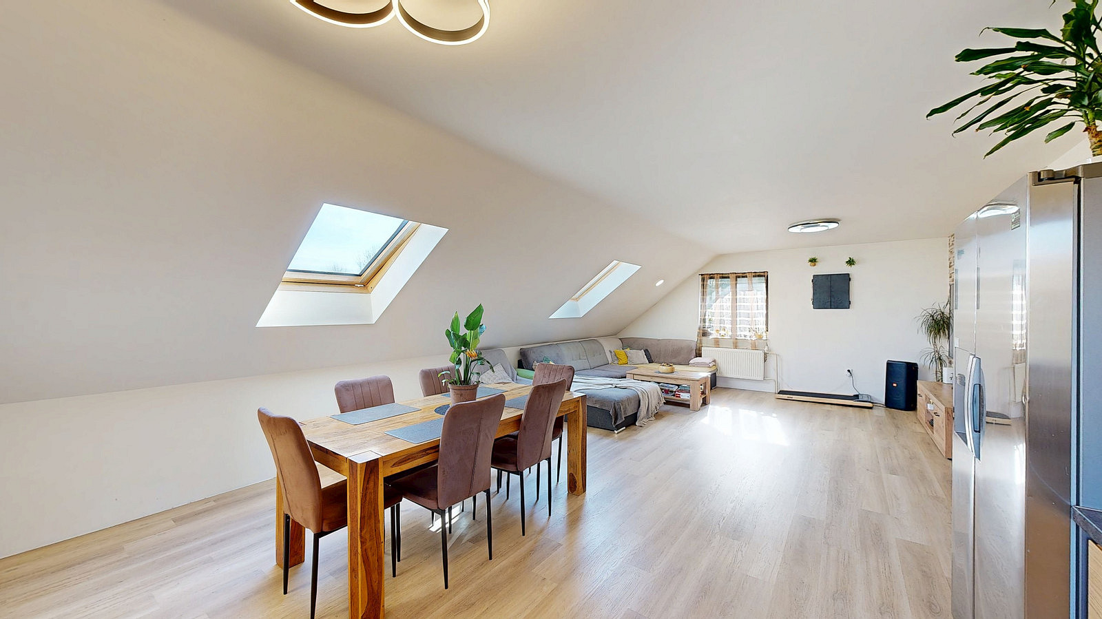 Prodej domu 450 m² s pozemkem 780 m²