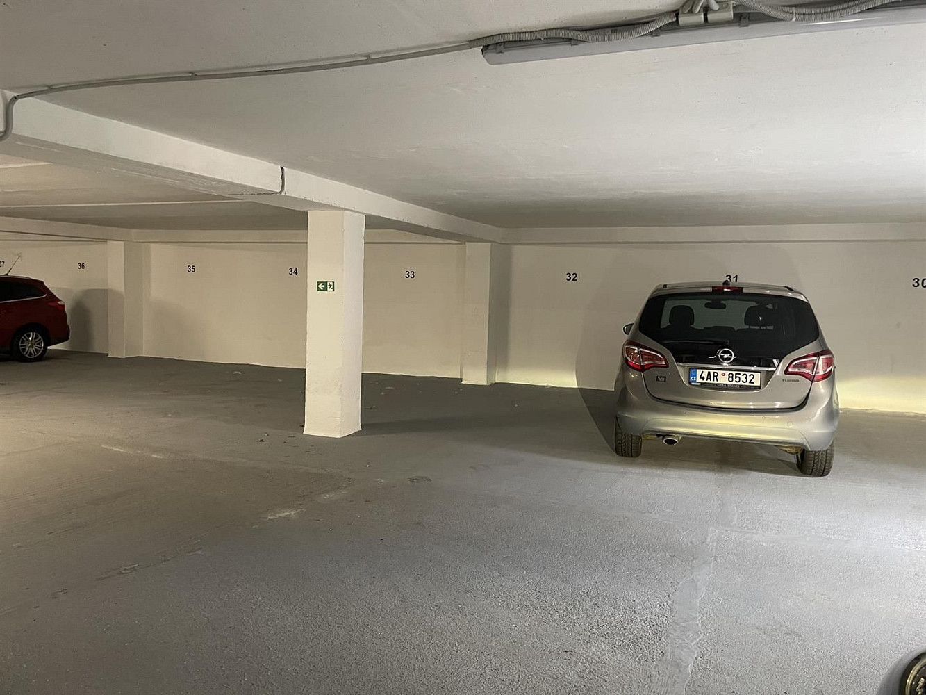 Pronájem garážového stání 15m2, Praha 4, Podolí – fotografie 3