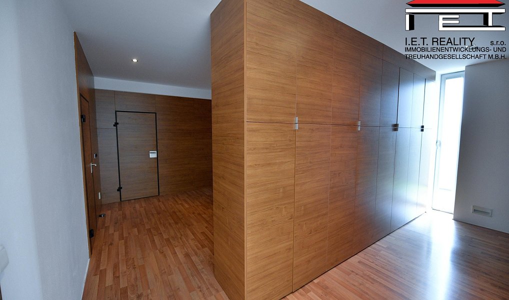Prodej domu 325 m² s pozemkem 2 869 m², Ostrava – náhled fotky 24