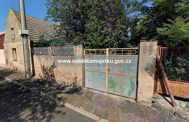 Prodej domu 213 m² s pozemkem 281 m²
