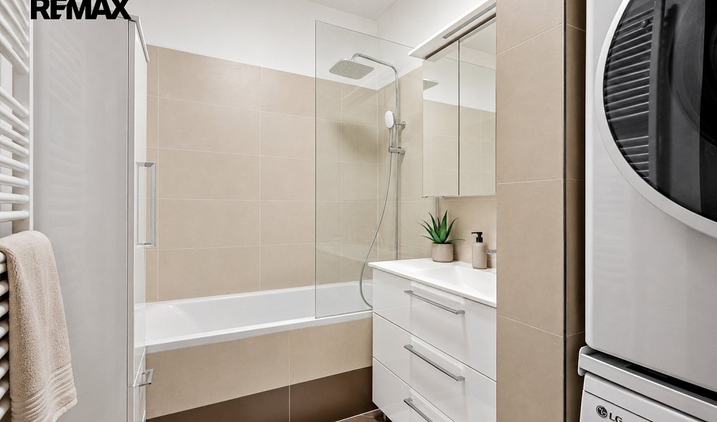 Prodej bytu 3+kk 87 m², Praha – náhled fotky 9