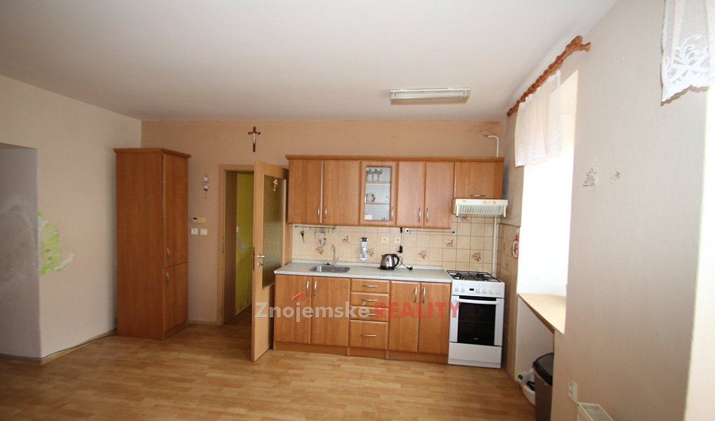 Prodej domu 130 m² s pozemkem 560 m², Znojmo – náhled fotky 2