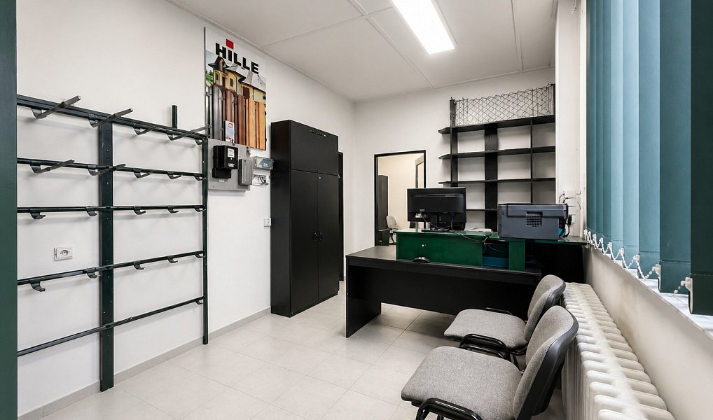 Prodej výrobních prostor 600 m², Pardubice – náhled fotky 20