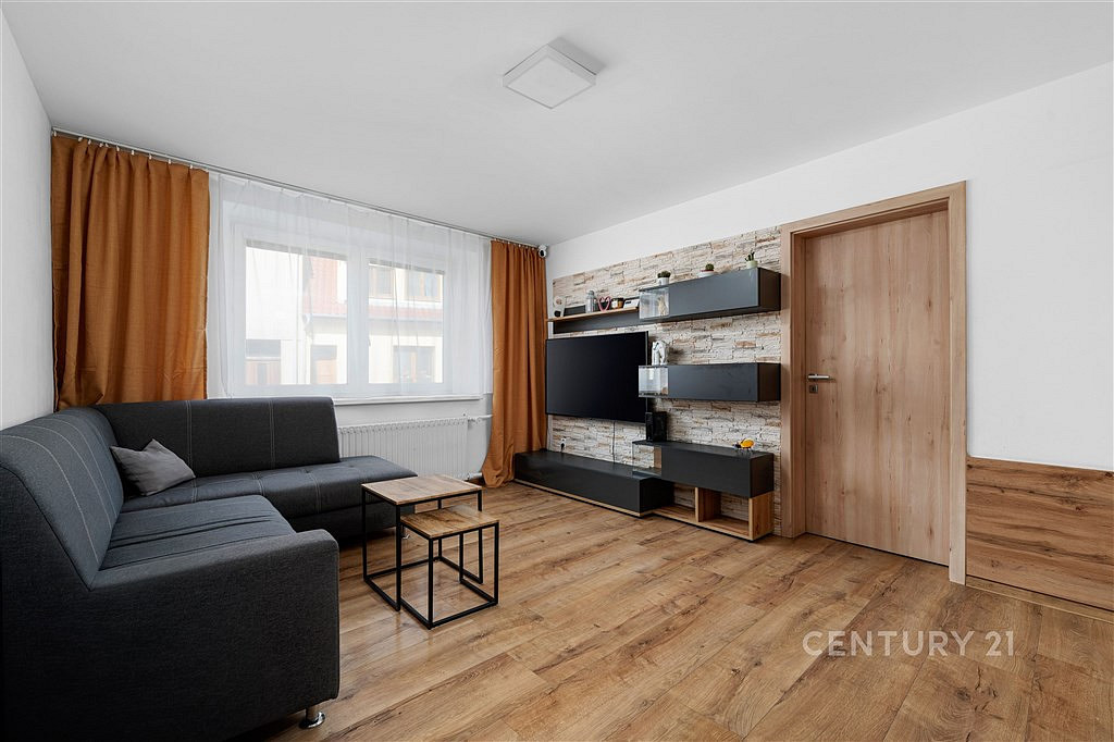 Prodej domu 190 m² s pozemkem 598 m² — photo 3
