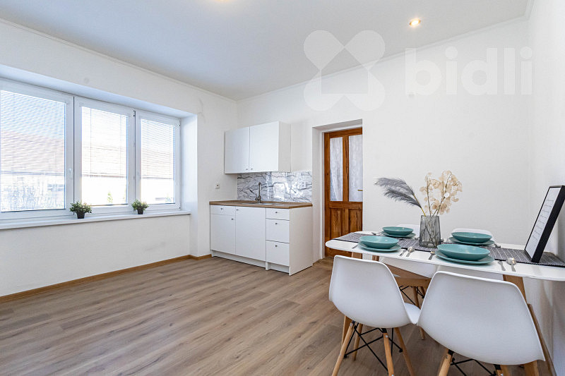 Prodej domu 180 m² s pozemkem 2 727 m² — photo 2