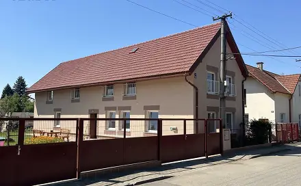 Prodej domu 235 m² s pozemkem 380 m², Hořín - Brozánky, okres Mělník