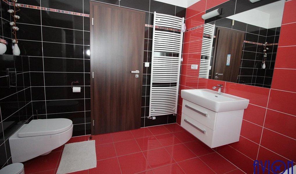 Pronájem domu 142 m² s pozemkem 347 m², Praha – náhled fotky 23