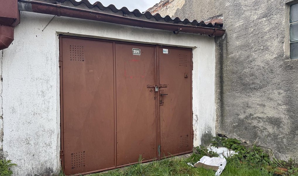 Prodej 3x garáž, OV, 88 m2, Cheb - část Háje + Švédský vrch, Aš – náhled fotky 4