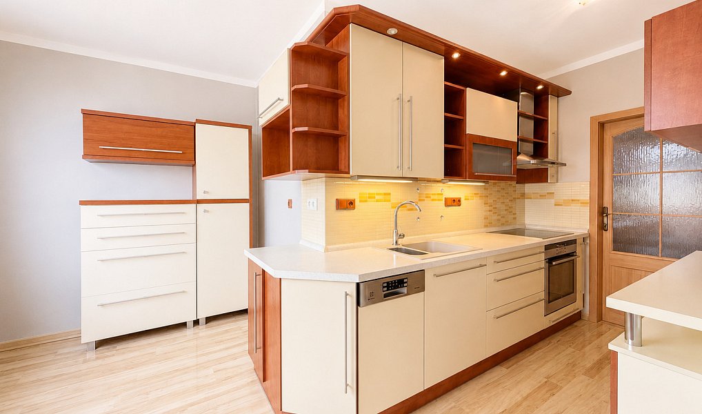 Pronájem bytu 2+1 54 m², Šumperk – náhled fotky 3