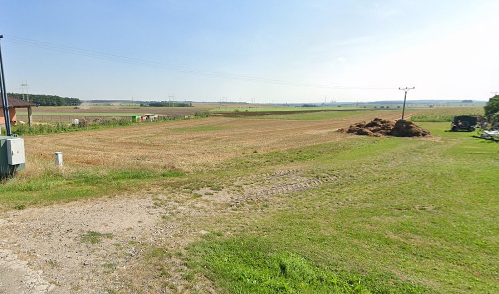 Prodej stavebního pozemku 1 964 m², Bělušice – náhled fotky 3