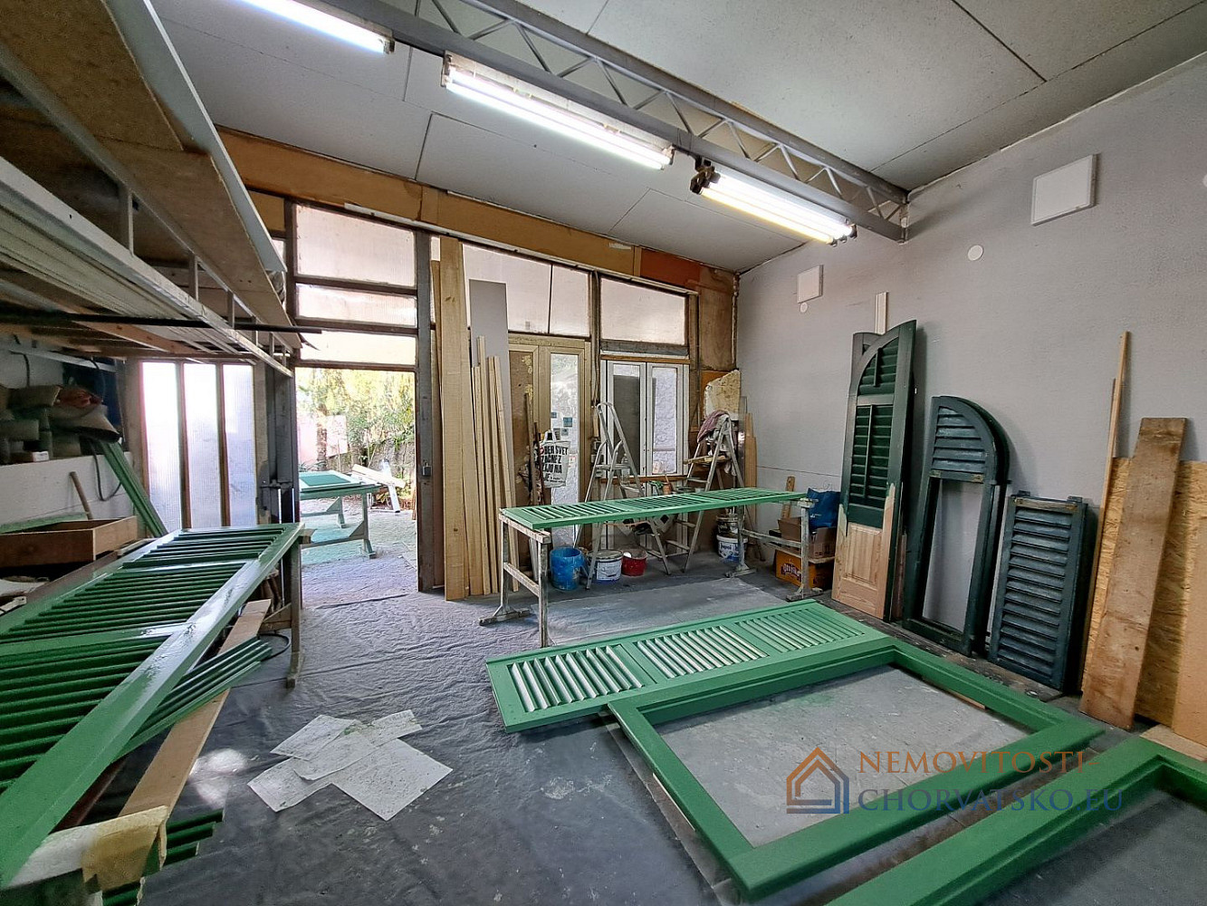 Prodej domu 350 m² s pozemkem 350 m² - Vista 4