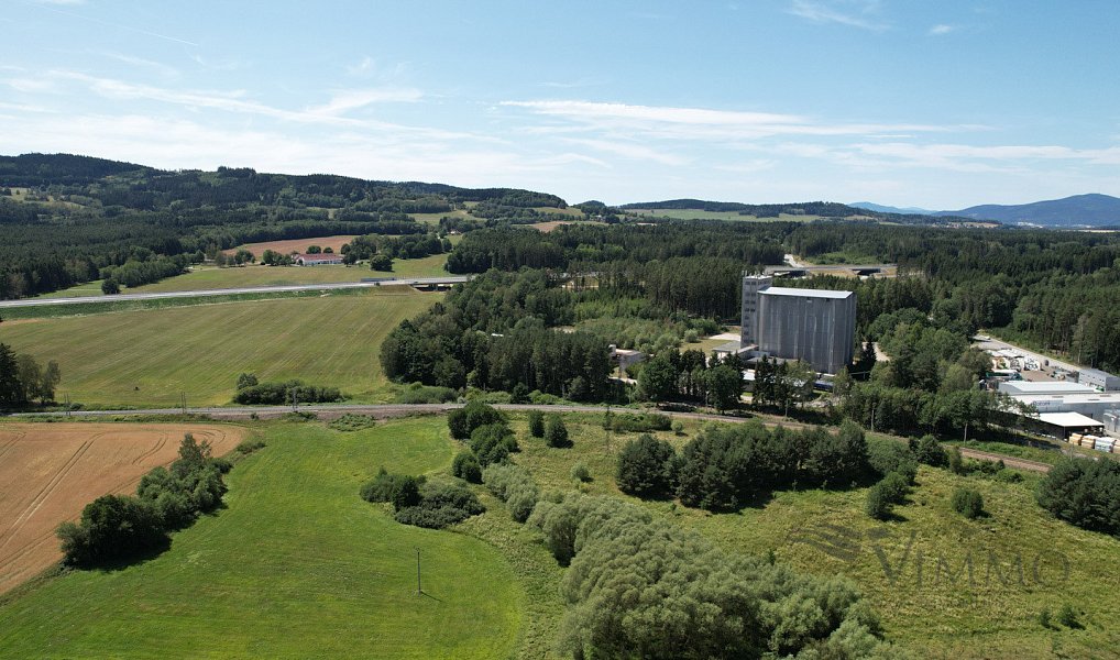 Prodej stavebního pozemku 2 410 m², Střítež – náhled fotky 7