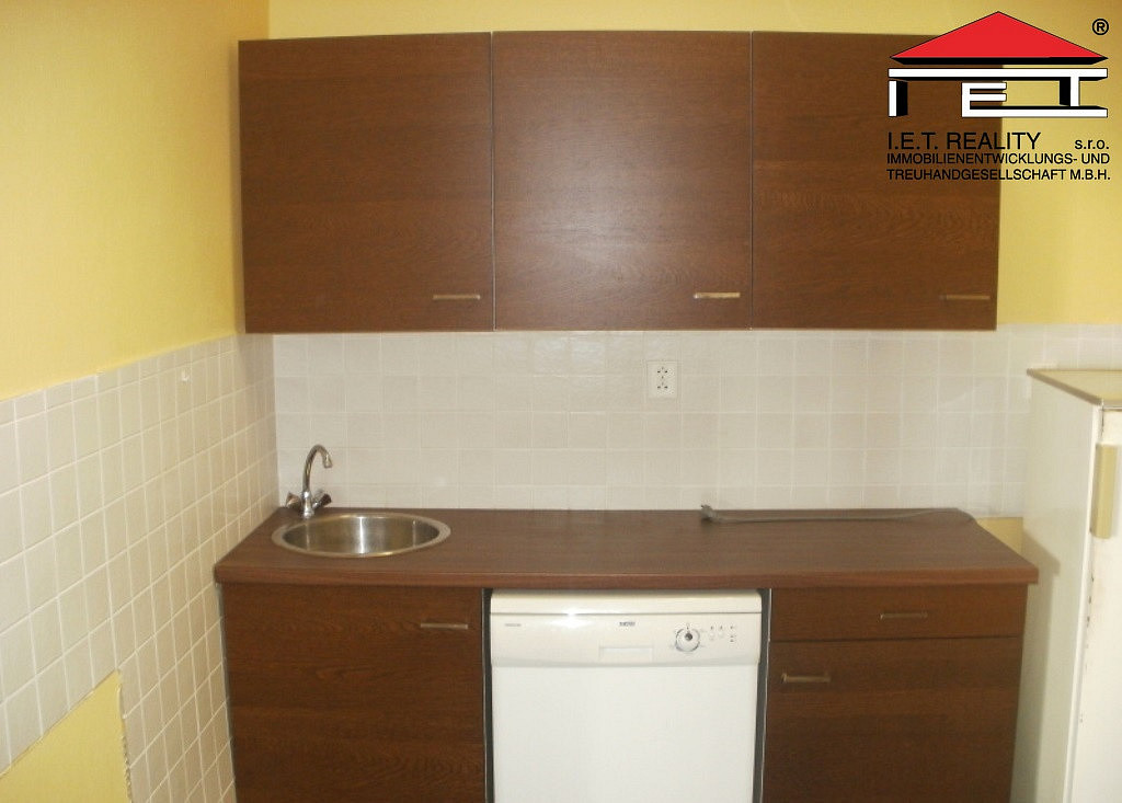 Pronájem kanceláře 13 m² — photo 2