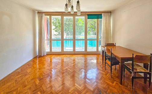 Prodej bytu 1+kk 58 m², Pula, Chorvatsko