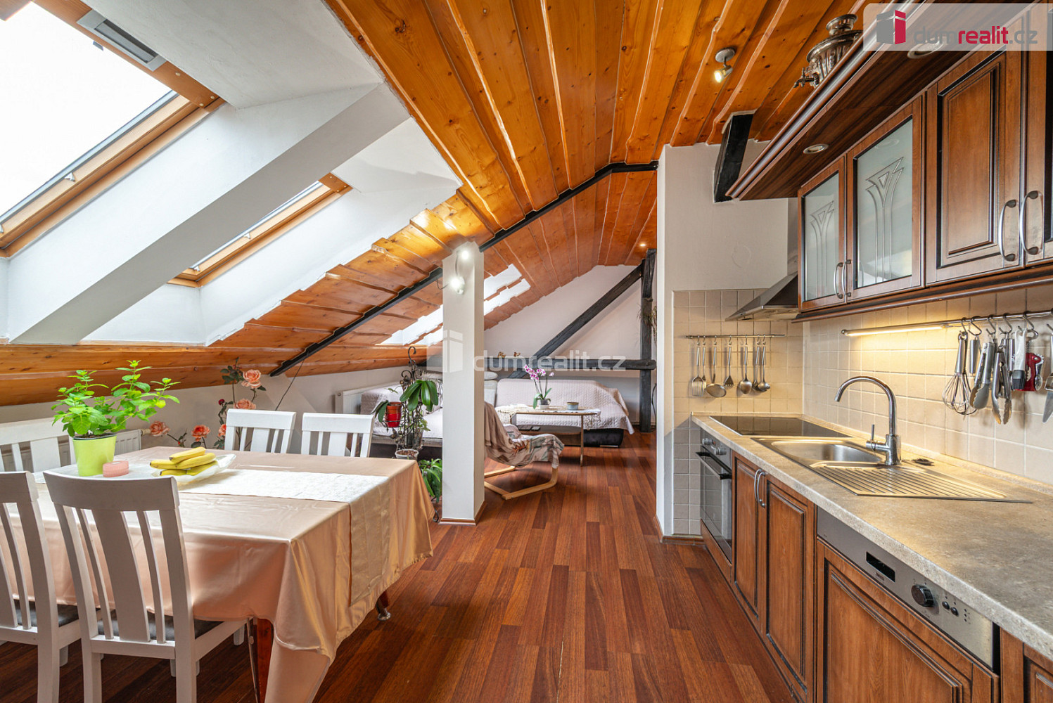 Prodej bytu 4+kk 109 m² — photo 3