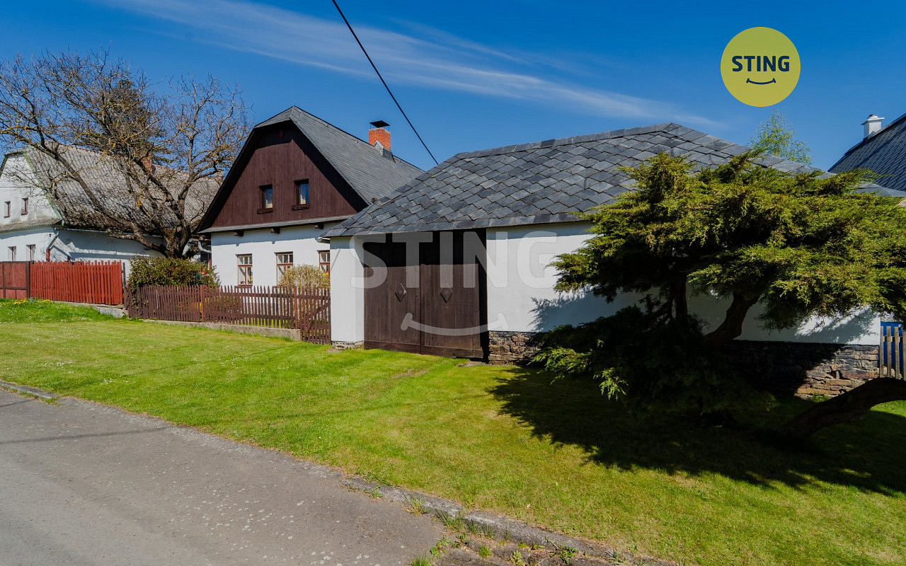 Talo, 260 m², tontti 669 m²