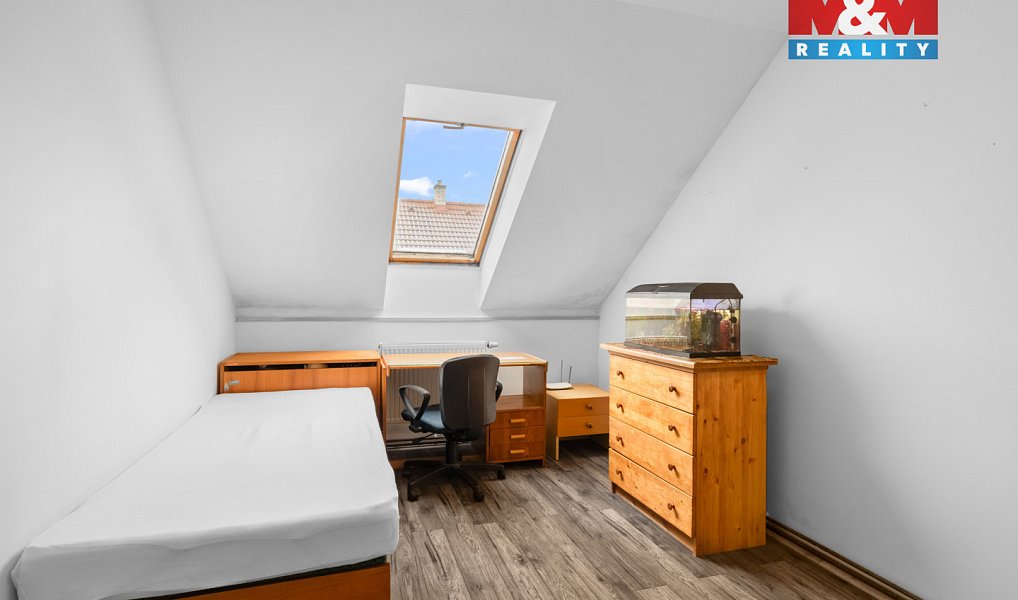 Prodej domu 221 m² s pozemkem 1 114 m², Unhošť – náhled fotky 14