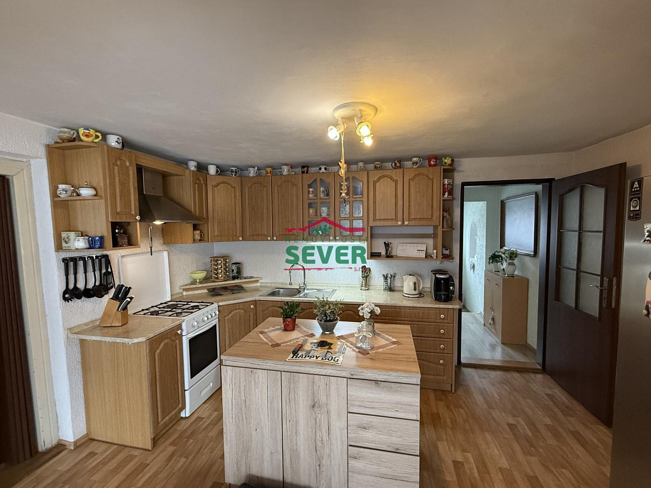 Prodej domu 200 m² s pozemkem 318 m² – fotografie 3