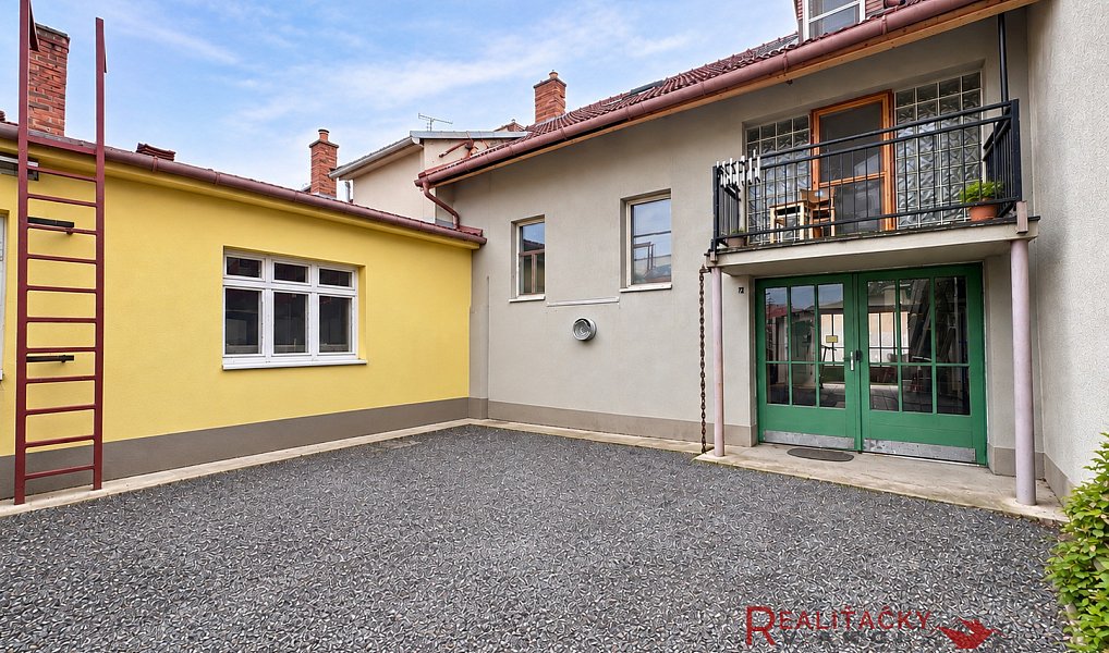 Prodej domu 363 m² s pozemkem 779 m², Břeclav – náhled fotky 28