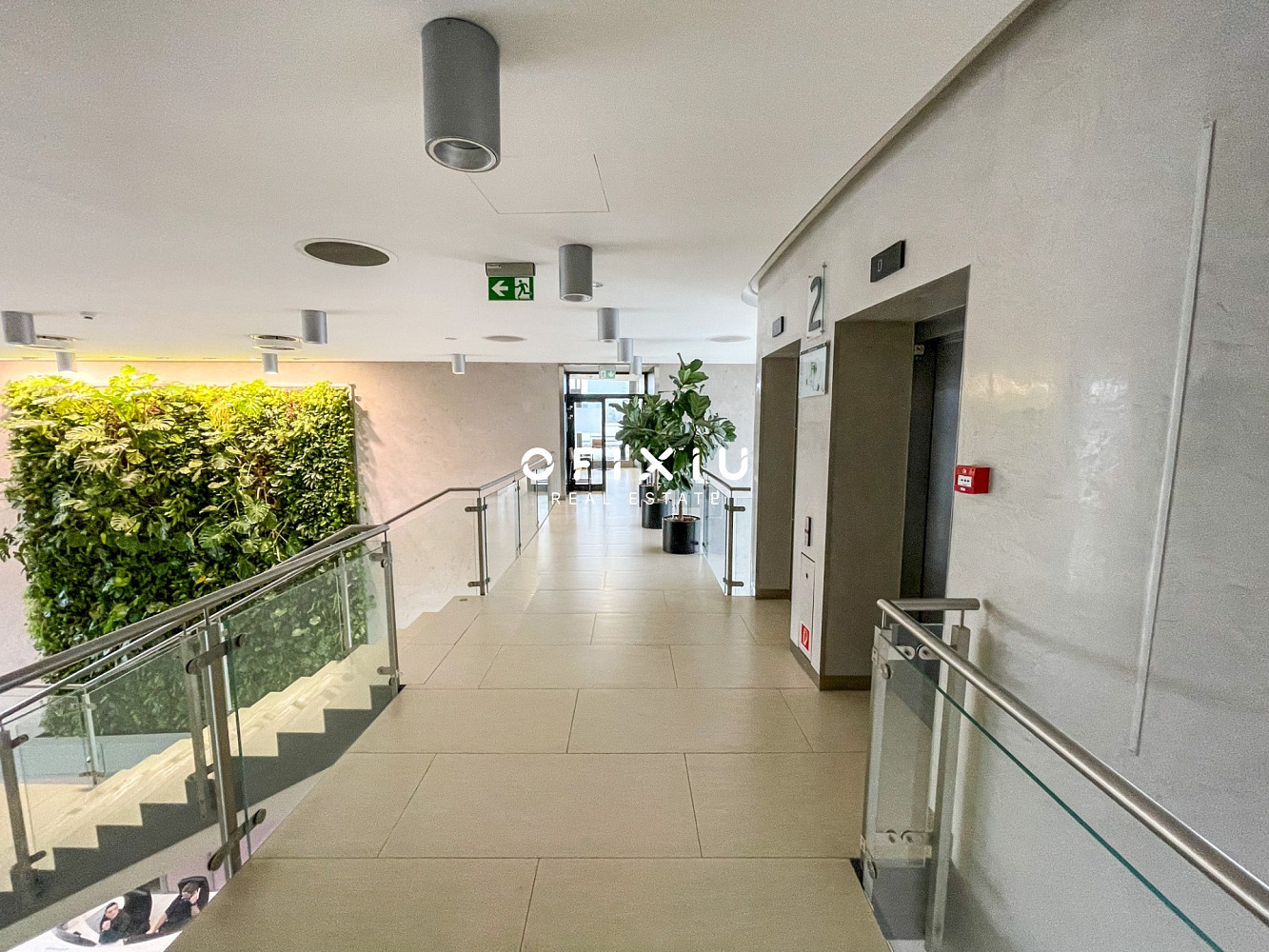 Pronájem kanceláře 500 m² – fotografie 4