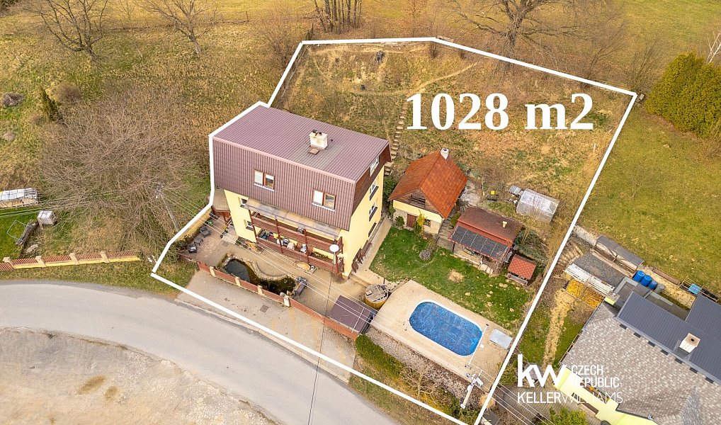 Prodej domu 251 m² s pozemkem 1 028 m², Zašová – náhled fotky 3