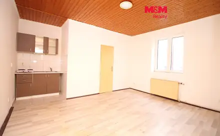 Pronájem bytu 1+kk 21 m², Národní, Jaroměř - Pražské Předměstí, okres Náchod