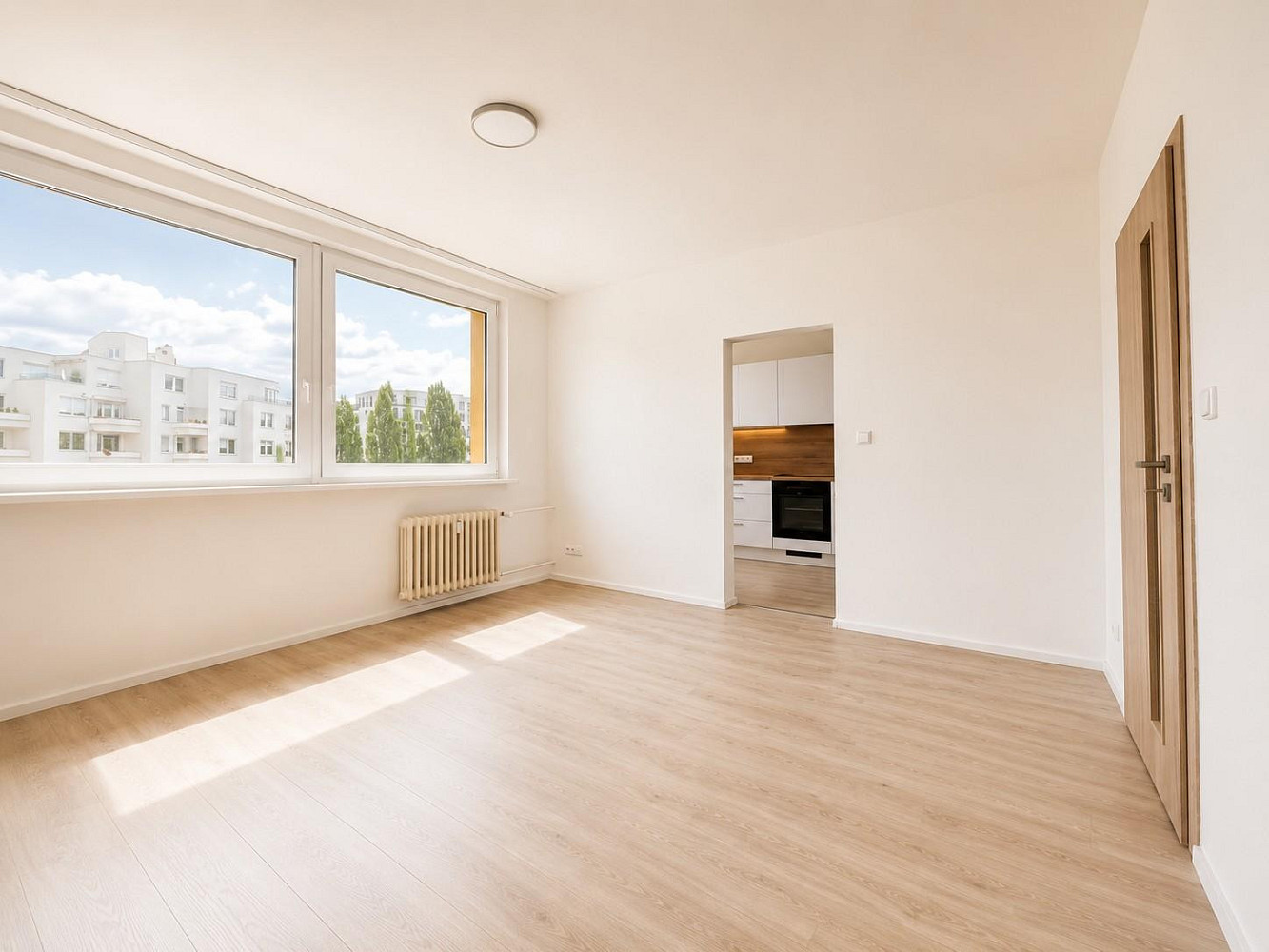 Pronájem bytu 2+1 47 m² — photo 2