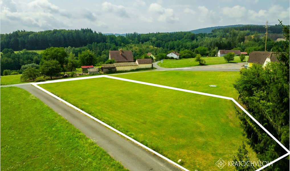 Prodej stavebního pozemku 1 277 m², Albrechtice nad Vltavou – náhled fotky 9