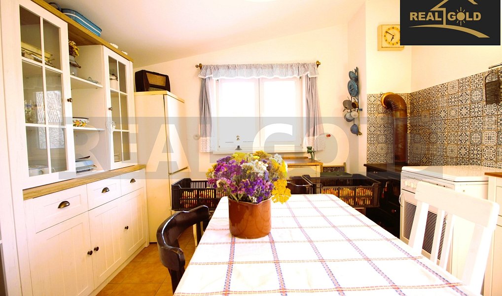 Prodej domu 200 m² s pozemkem 900 m², Jaroměřice nad Rokytnou – náhled fotky 31