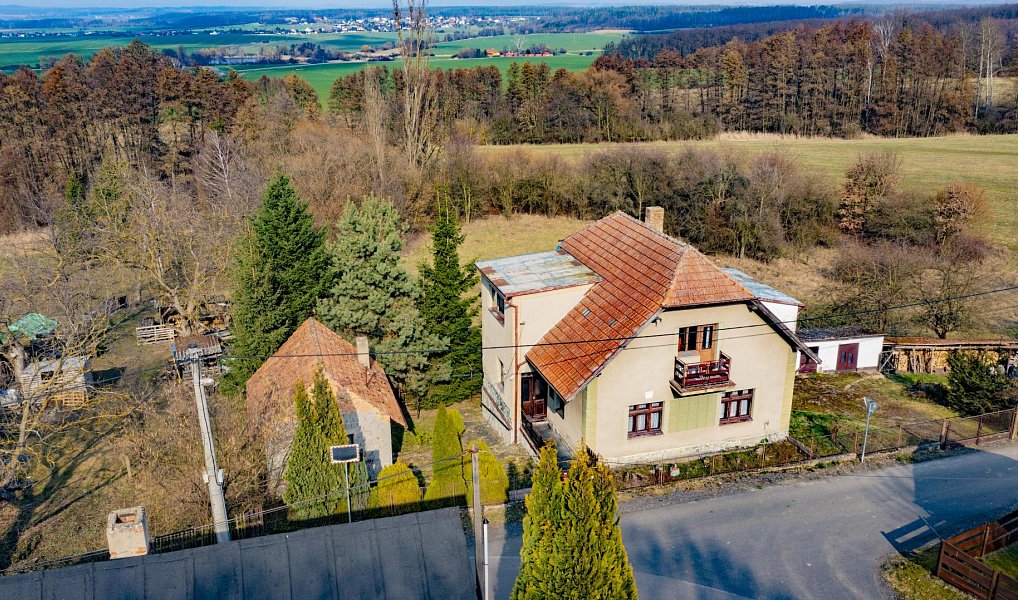 Prodej domu 140 m² s pozemkem 1 086 m², Lhotky – náhled fotky 30