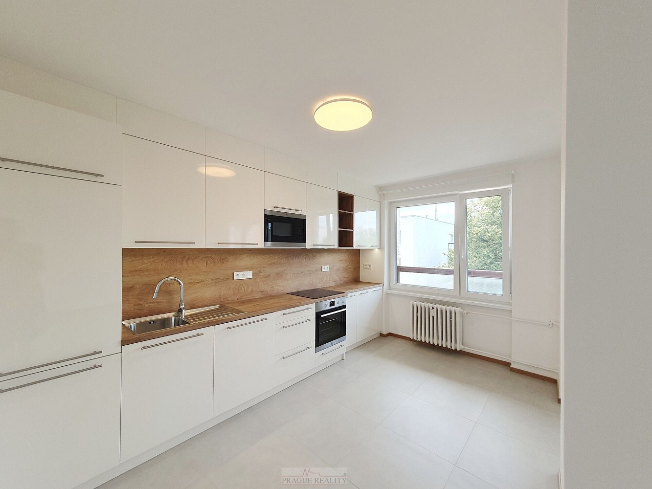 Pronájem bytu 3+kk 73 m² — photo 3