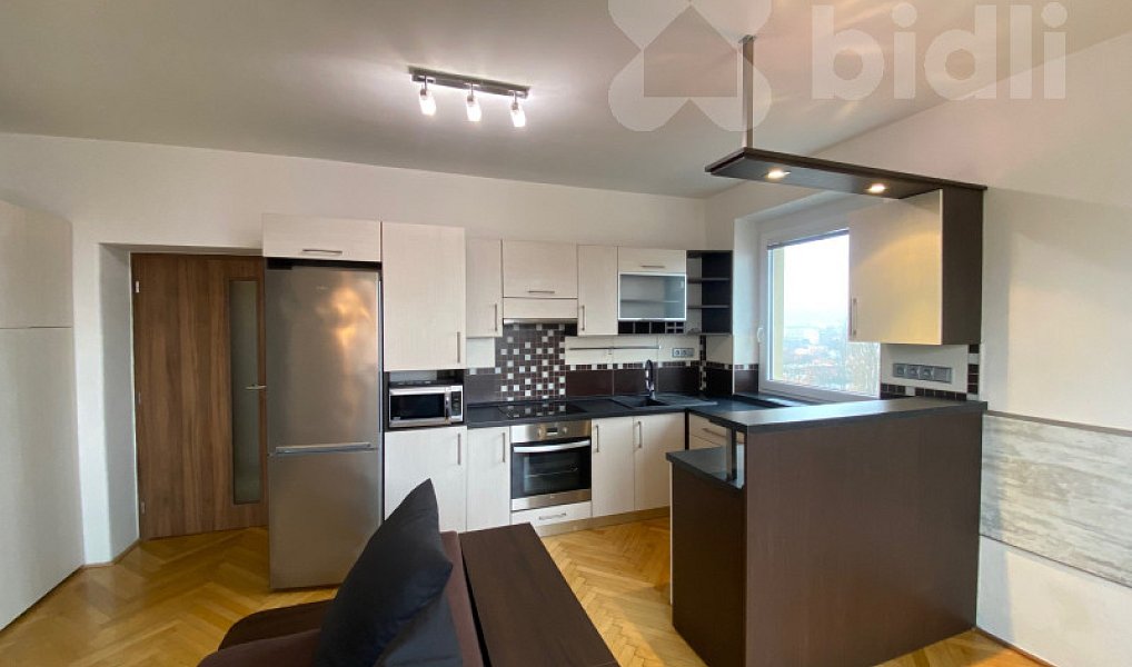 Pronájem bytu 3+kk 65 m², Zlín – náhled fotky 4