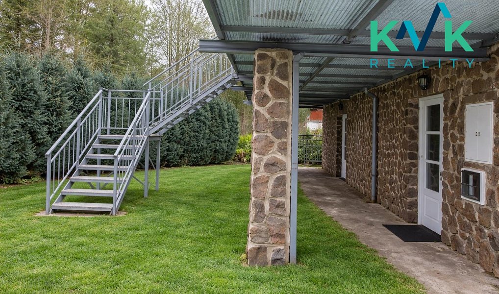Prodej ubytovacího objektu 149 m², Loket – náhled fotky 29