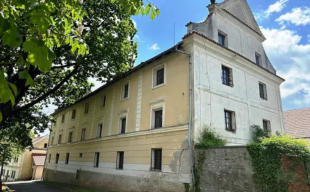 Prodej domu 1 200 m² s pozemkem 1 040 m², Ku ptáku, Kutná Hora - Žižkov