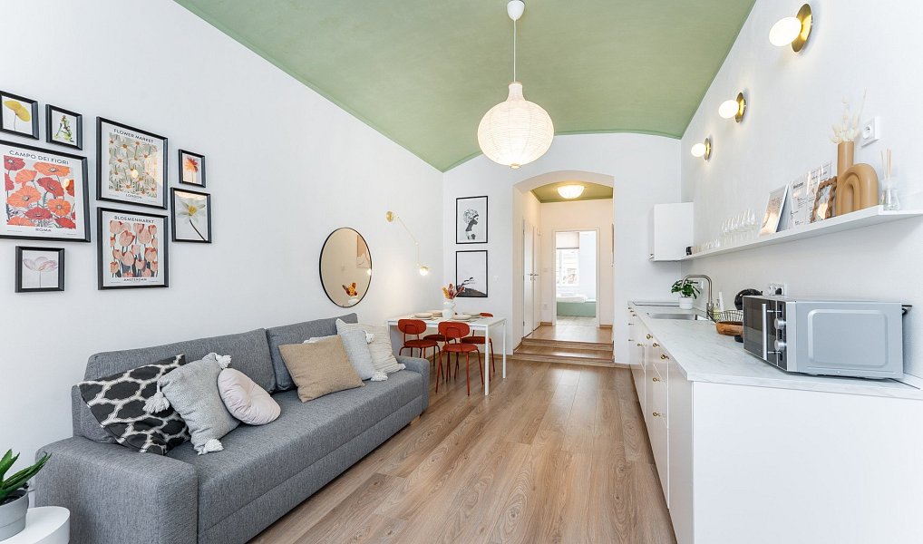 Prodej bytu 1+1 40 m², Praha – náhled fotky 2