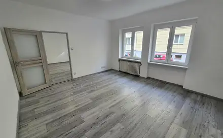 Pronájem bytu 2+1 62 m², Na Rybníčku, Opava - Předměstí