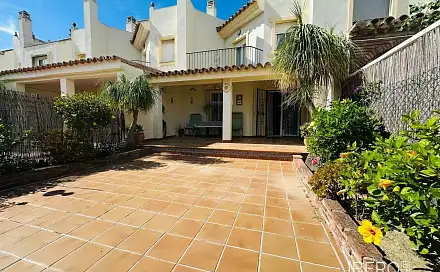 Prodej domu 124 m² s pozemkem 124 m², Sierrezuela, Španělsko
