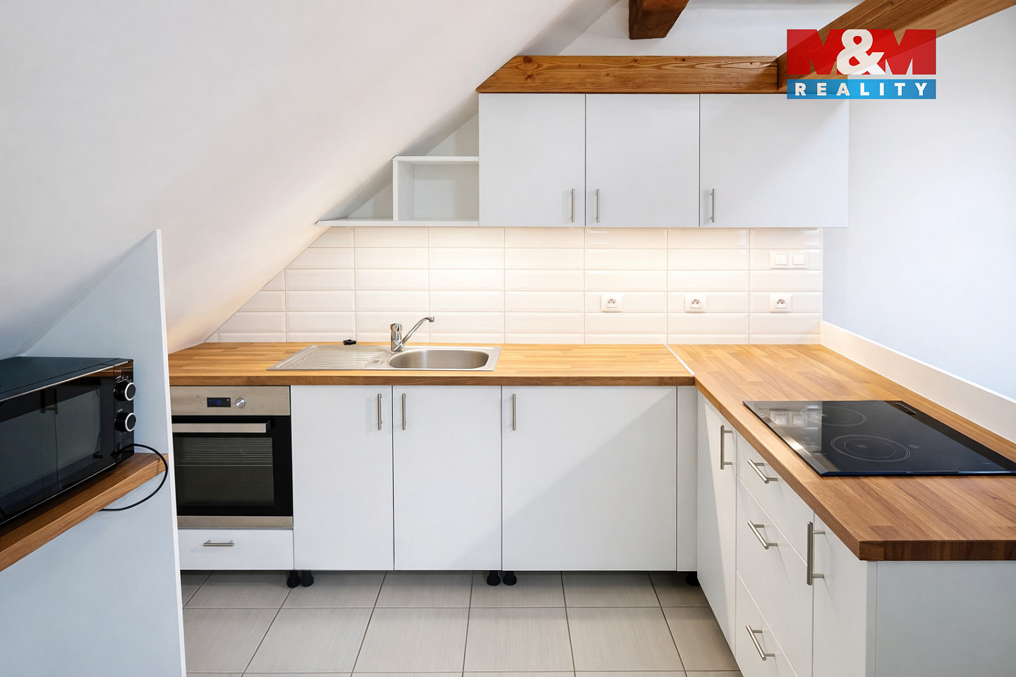 Pronájem bytu 3+kk 70 m² — photo 4
