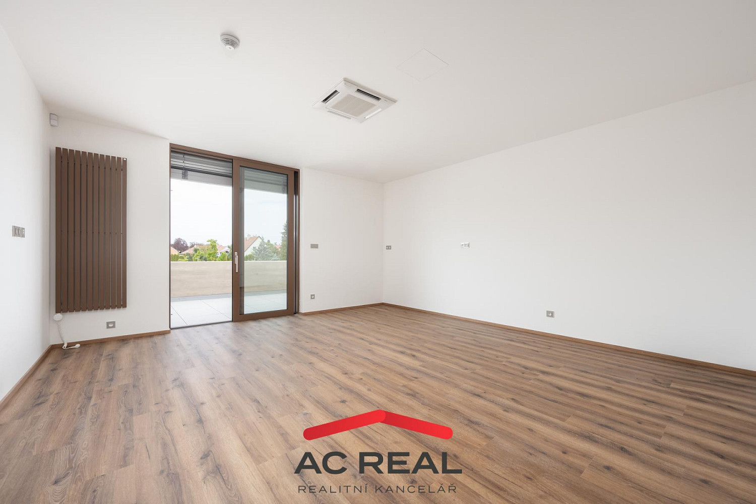 Prodej komerčního objektu (jiného typu) 30 m² – fotografie 3