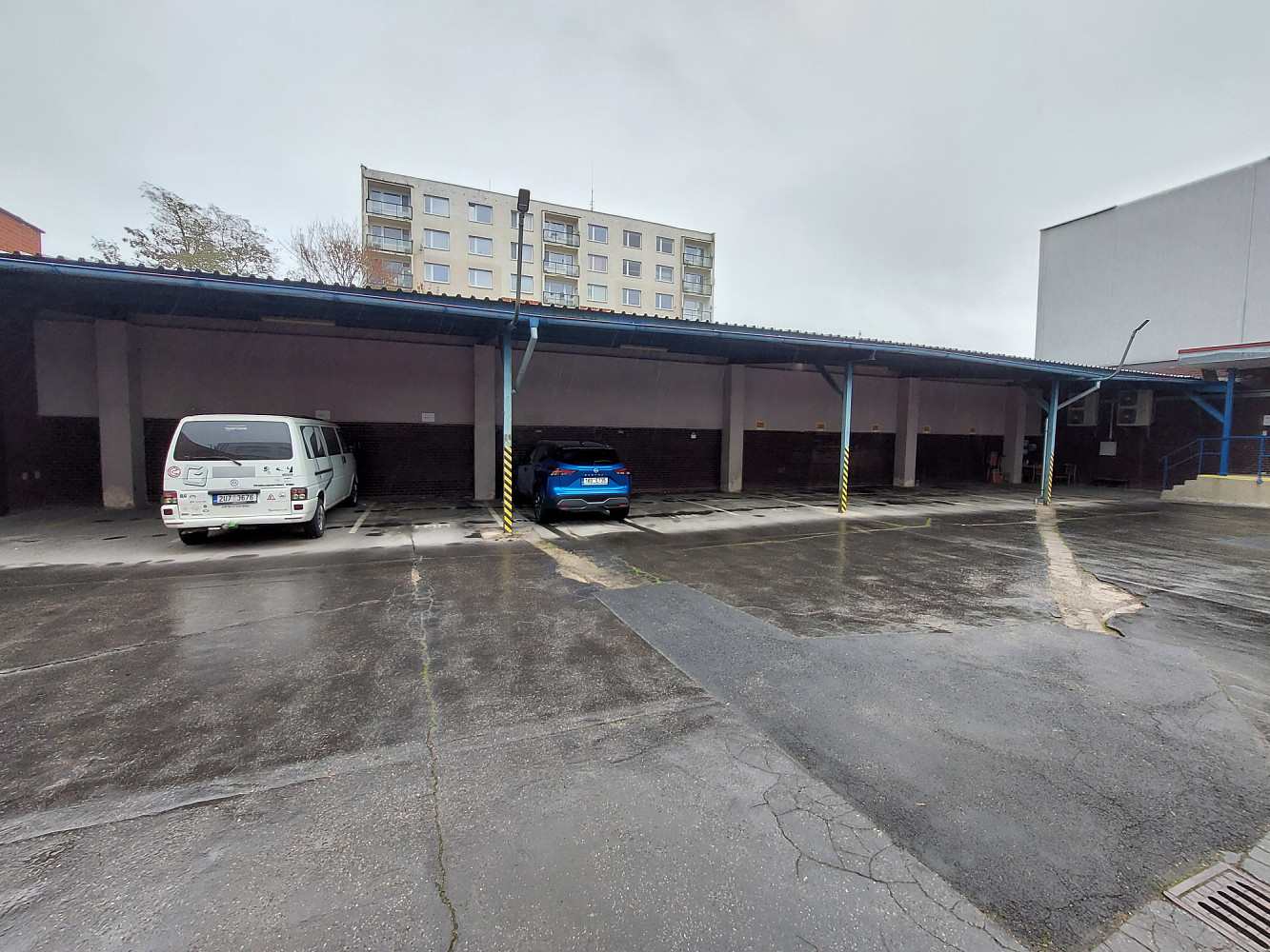 Pronájem skladovacích prostor 107 m² – fotografie 3