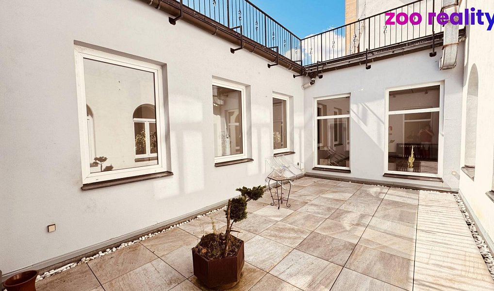 Pronájem kanceláře 31 m², Jindřichův Hradec – náhled fotky 4