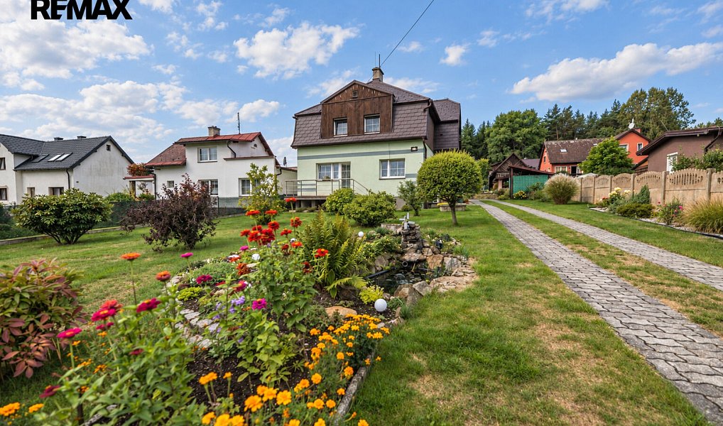 Prodej domu 290 m² s pozemkem 877 m², Habartov – náhled fotky 24