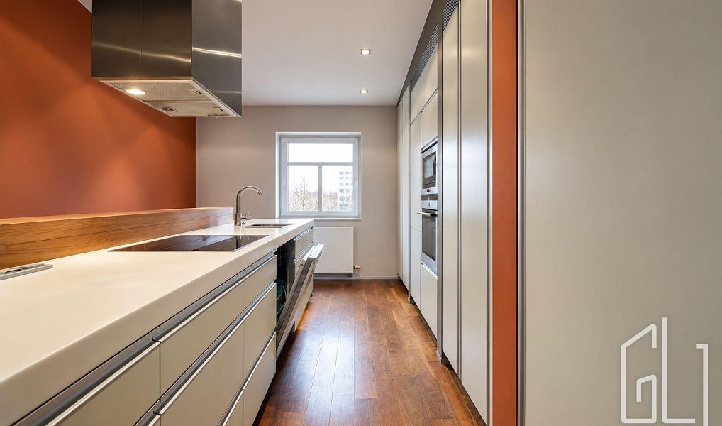 Pronájem bytu 3+1 94 m², Praha – náhled fotky 14