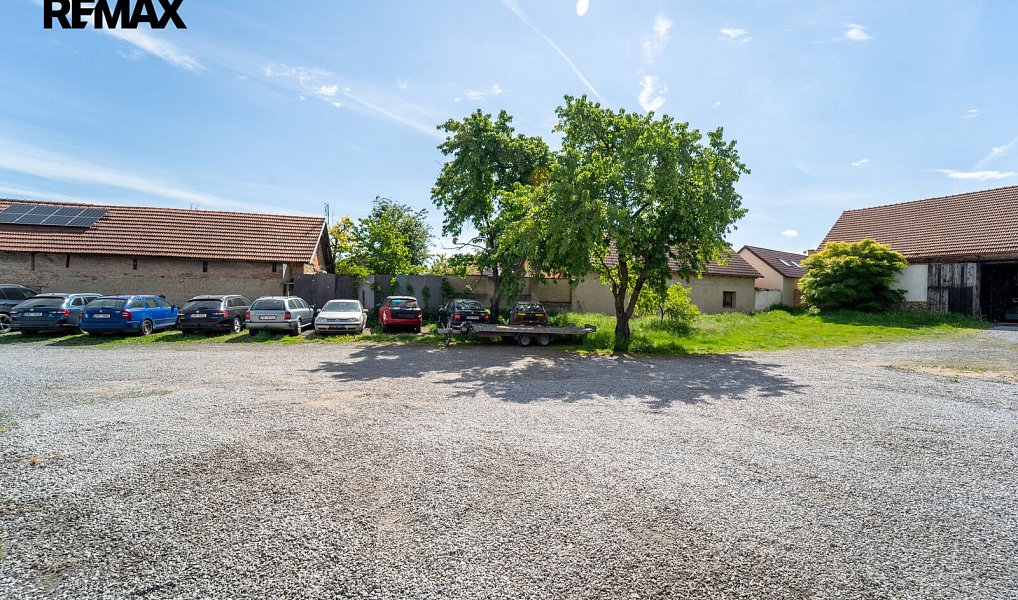 Prodej domu 140 m² s pozemkem 2 563 m², Pečky – náhled fotky 45