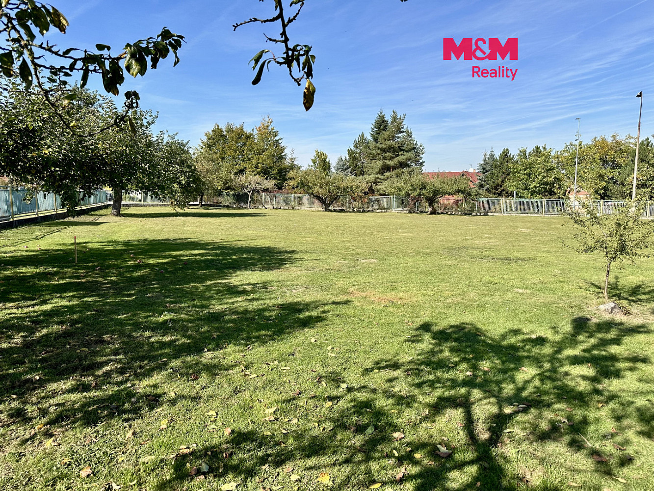 Prodej stavebního pozemku 1 267 m²