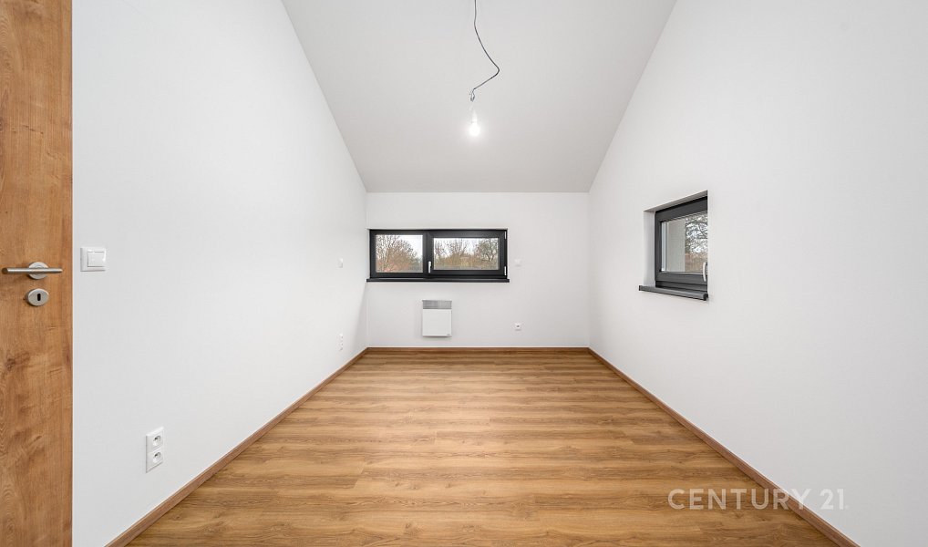 Prodej domu 122 m² s pozemkem 1 048 m², Cerhonice – náhled fotky 8