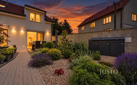 Prodej bytu 4+kk 129 m², Býkev, okres Mělník