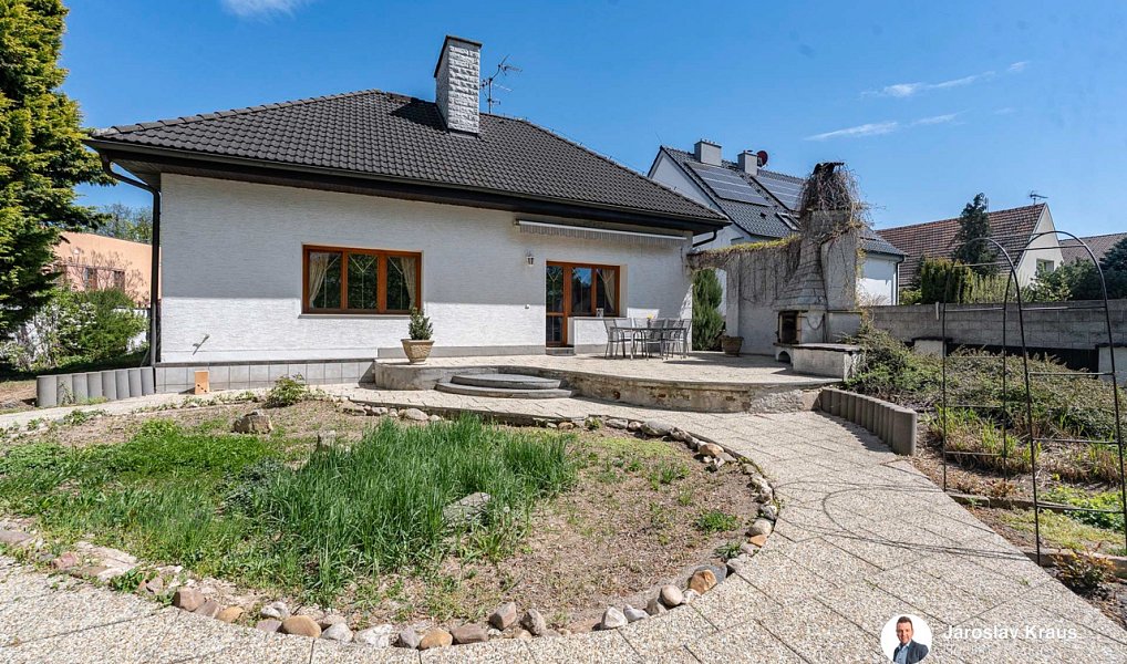Prodej domu 250 m² s pozemkem 769 m², Nechanice – náhled fotky 5